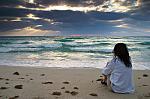 Click image for larger version.&nbsp;

Name:	alone-blue-girl-green-lonely-ocean-Favim.com-101741.jpg&nbsp;
Views:	190&nbsp;
Size:	83.3 KB&nbsp;
ID:	62613